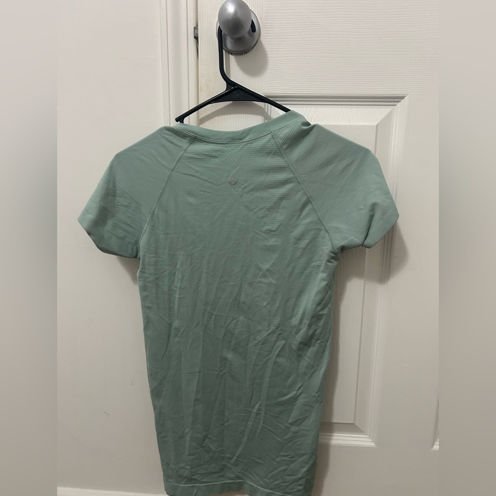 lululemon athletica Sage Green Short Sleeve Tee - Picture 2 of 2